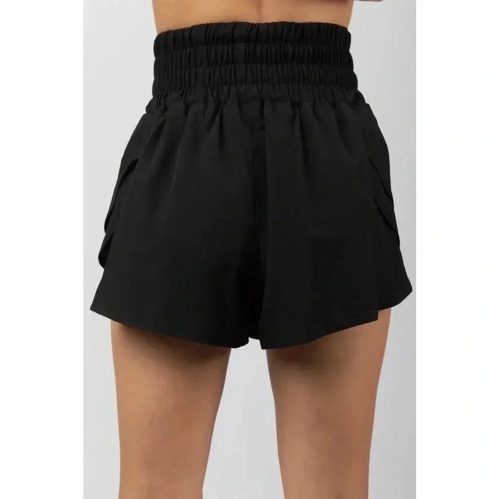 New In Overlap Activewear Shorts - Large NWT